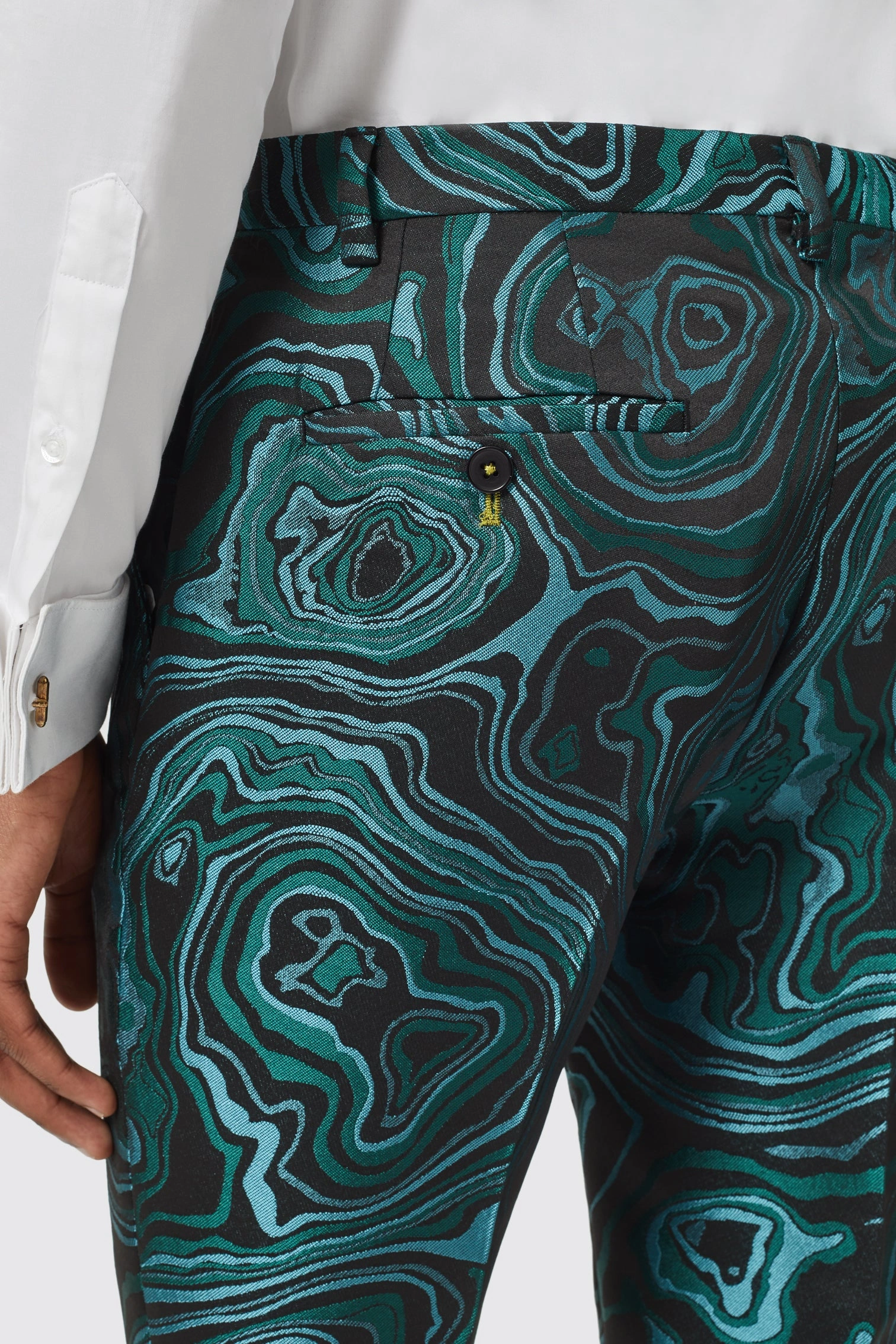 Adichie Slim Fit Grün Jacquard Hose: Eleganz trifft auf subtile Rebellion, Dein neuer Lieblingslook!
